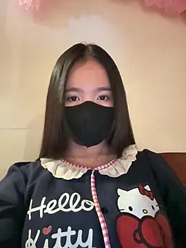 Gwen879 online show from February 6, 1:18 pm