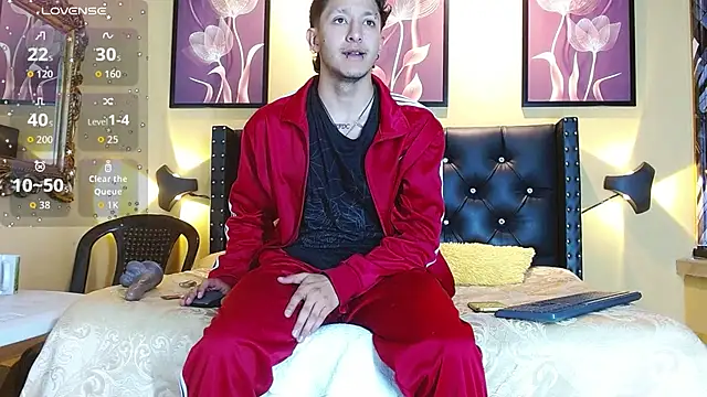 Snapshot of bruno_do_santos chatting on February 21, 2:46 am bruno do santos online show from February 21, 2:46 am