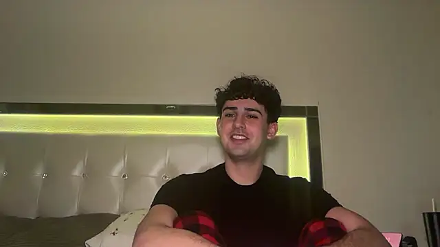 Persian Papi online show from January 8, 2:12 pm