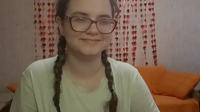 Miyabeee online show from March 8, 8:17 am