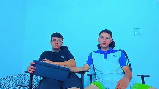 Thomas-Wil online show from June 25, 3:06 pm