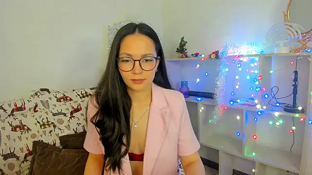 elina syui online show from January 14, 6:11 pm