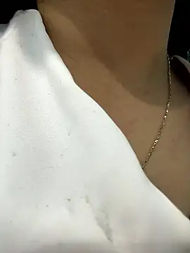 Single-momm22 online show from January 8, 2:12 pm