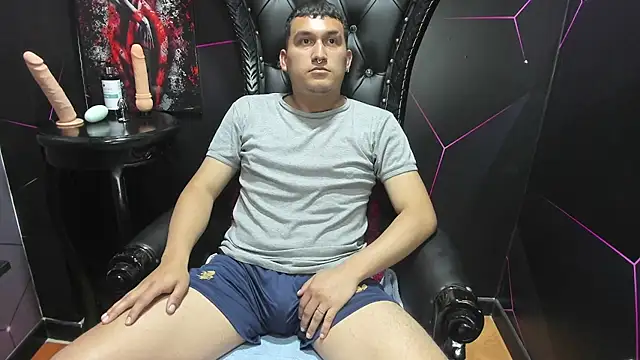 Lucca Moretti online show from January 9, 12:45 pm