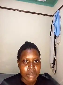 TRACYTOTO26 online show from January 8, 4:35 pm