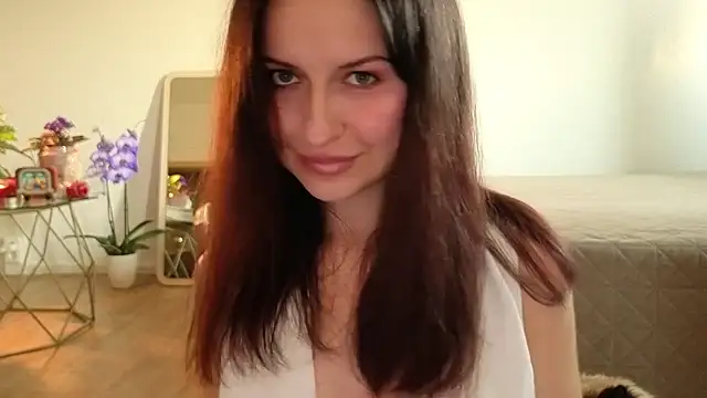 Snapshot of Satin_Sin chatting on June 20, 6:24 pm Satin Sin online show from June 20, 6:24 pm