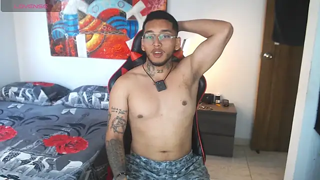 EvanVelvet online show from February 23, 10:32 pm