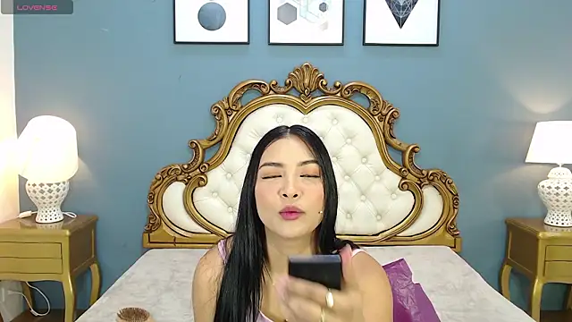 KeisyCamer online show from February 7, 11:40 am