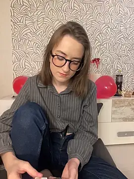 Persephone Kore online show from February 12, 6:40 pm