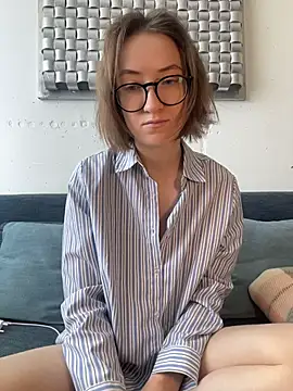 Persephone Kore online show from April 14, 11:04 am