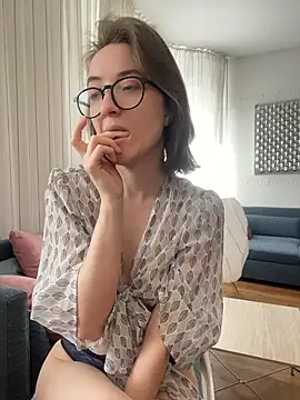 Persephone Kore online show from June 7, 3:17 pm