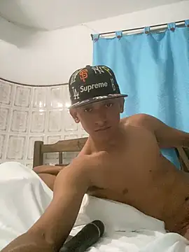 GeorgiandCoi online show from April 2, 6:31 am