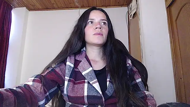 Shanel Lozano online show from May 8, 8:12 pm