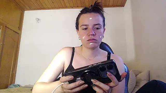 Snapshot of Shanel_Lozano chatting on June 25, 4:45 pm Shanel Lozano online show from June 25, 4:45 pm