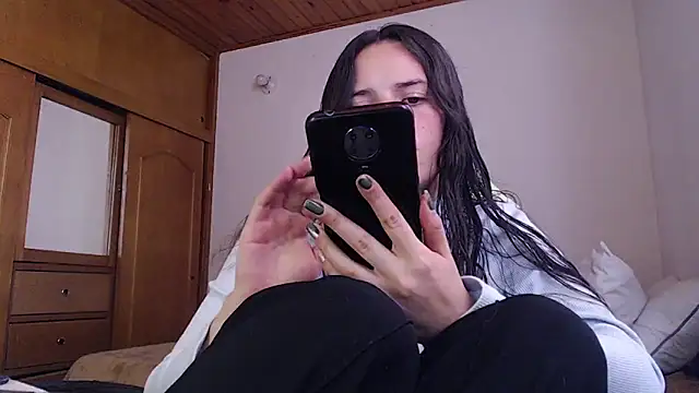 Shanel Lozano online show from March 10, 8:46 pm