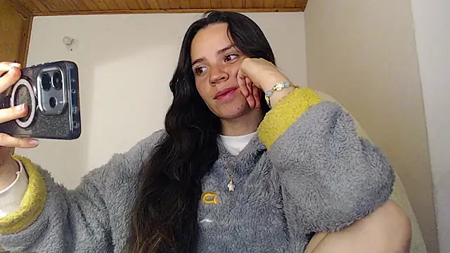 Shanel Lozano online show from April 2, 3:02 am