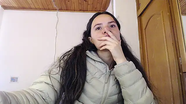 Shanel Lozano online show from April 30, 4:03 pm