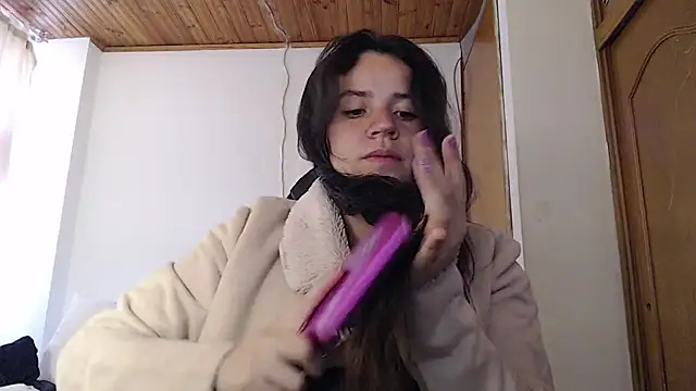 Snapshot of Shanel_Lozano chatting on February 13, 7:36 pm Shanel Lozano online show from February 13, 7:36 pm