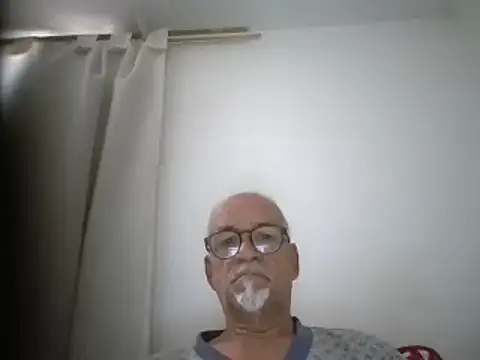 Snapshot of Patyman chatting on April 30, 4:14 pm Patyman online show from April 30, 4:14 pm
