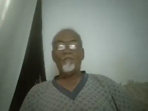Snapshot of Patyman chatting on July 6, 10:56 pm Patyman online show from July 6, 10:56 pm