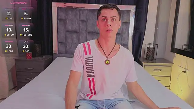 LeoMonnroe online show from May 9, 6:22 pm