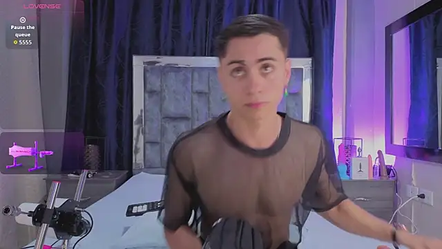 LeoMonnroe online show from April 5, 2:24 pm