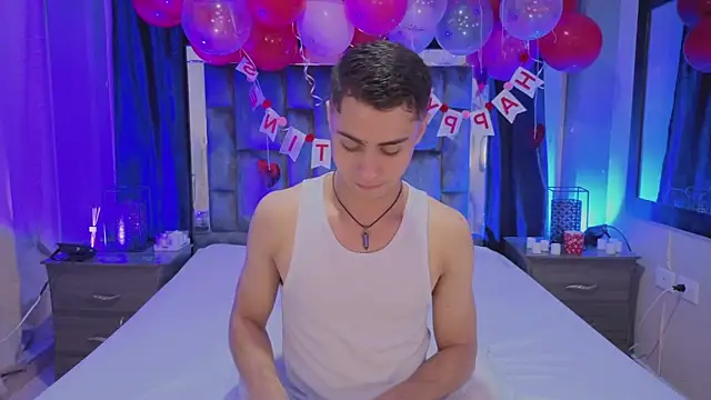 LeoMonnroe online show from February 15, 5:23 pm