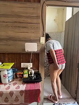 Snapshot of HotNeha08 chatting on February 17, 3:48 am HotNeha08 online show from February 17, 3:48 am