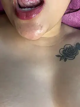 HotNeha08 online show from March 21, 8:35 pm