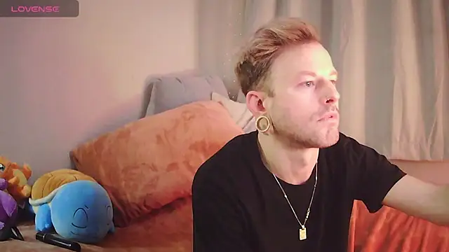 MickeyMoans444 online show from January 17, 11:03 am