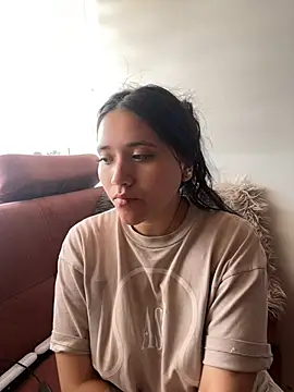 Veronica Wins  online show from March 5, 6:59 pm