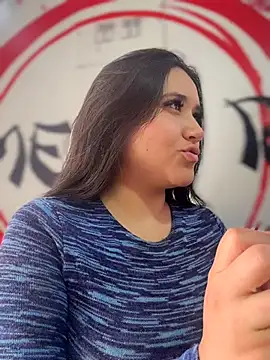 Snapshot of Veronica_Wins_ chatting on June 6, 7:08 pm Veronica Wins online show from June 6, 7:08 pm