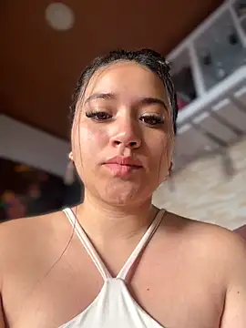 Veronica Wins  online show from June 5, 1:50 pm