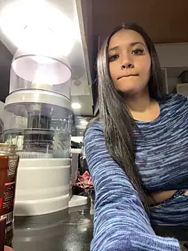 Veronica Wins  online show from April 4, 7:09 pm