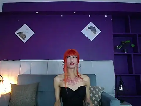 MEGHAN-QUEEN online show from January 13, 4:05 am