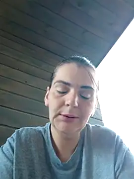 Snapshot of roksa2026 chatting on June 27, 5:02 am roksa2026 online show from June 27, 5:02 am