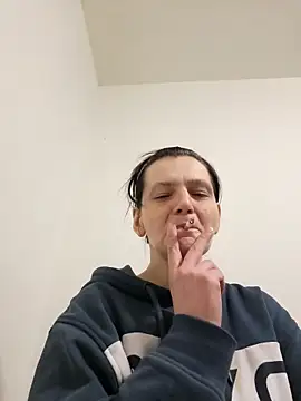 Snapshot of roksa2026 chatting on February 10, 9:19 am roksa2026 online show from February 10, 9:19 am