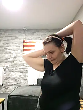 Snapshot of roksa2026 chatting on February 21, 9:22 am roksa2026 online show from February 21, 9:22 am