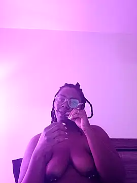 Snapshot of Kokohayes chatting on February 25, 8:52 pm Kokohayes online show from February 25, 8:52 pm