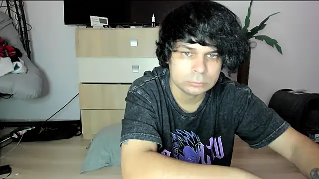 LorenzoBoy99 online show from January 14, 9:29 pm