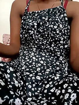 Cute Riyaa22 online show from March 13, 10:31 am