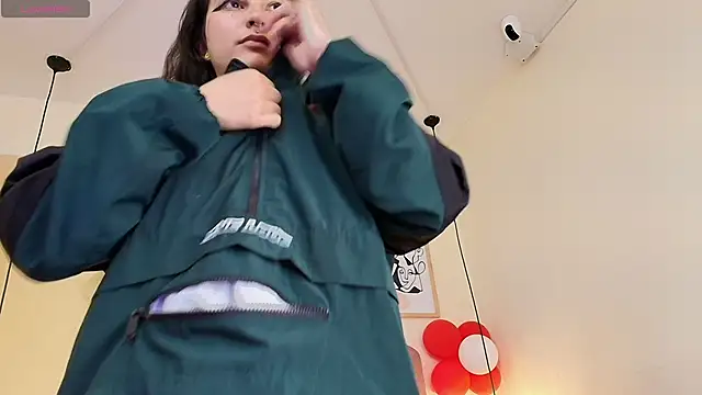 Hanabie  online show from February 24, 3:18 am