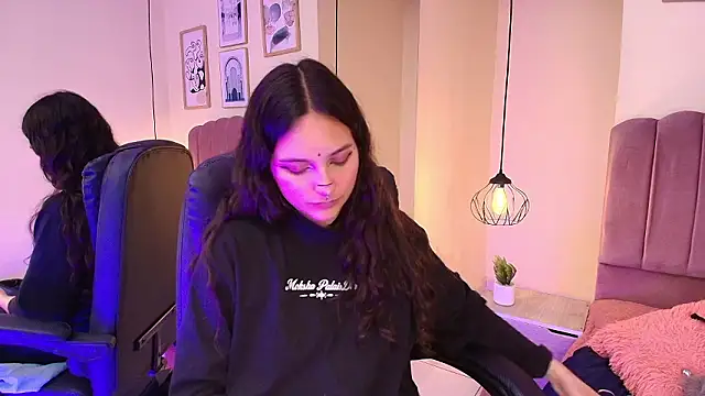 Hanabie  online show from February 1, 3:16 am