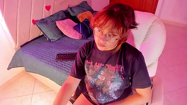 rosse taylorx1 online show from February 24, 6:53 pm