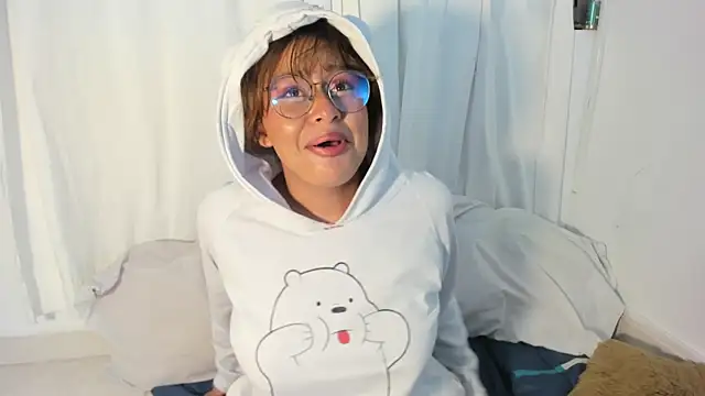 rosse taylorx1 online show from April 2, 7:09 pm