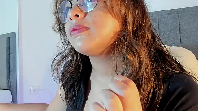 rosse taylorx1 online show from March 30, 6:53 pm