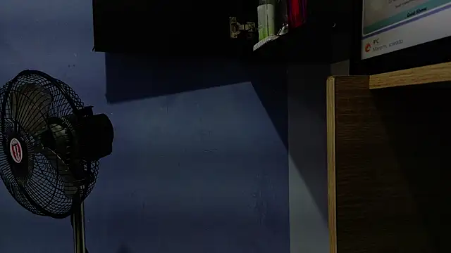 yvi taylor online show from April 14, 11:59 am