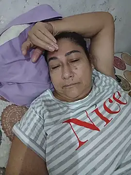 Snapshot of PatriciaGrajales chatting on May 9, 2:42 pm PatriciaGrajales online show from May 9, 2:42 pm