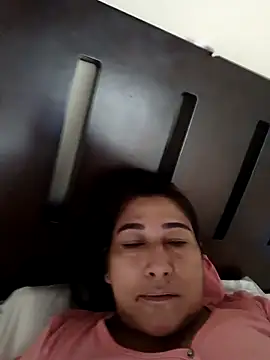 PatriciaGrajales online show from March 25, 8:19 pm