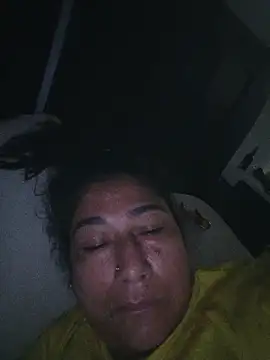 Snapshot of PatriciaGrajales chatting on May 23, 1:21 pm PatriciaGrajales online show from May 23, 1:21 pm